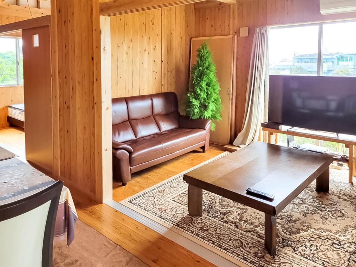 Pension Snadun Ginoza Extérieur photo